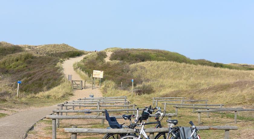 Raadhuis Egmond เอ็กมอนด์ อาน เดน ฮูฟ ห้อง รูปภาพ