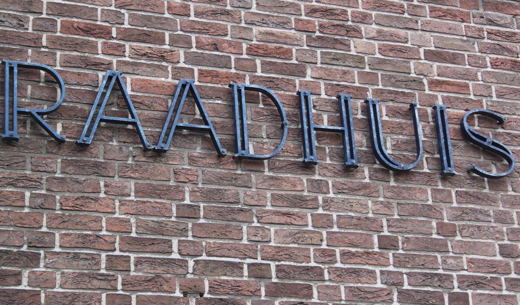 Raadhuis Egmond เอ็กมอนด์ อาน เดน ฮูฟ ห้อง รูปภาพ